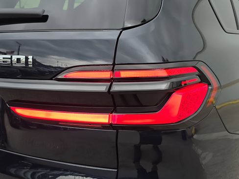 New 2026 BMW X7 M60i image 8