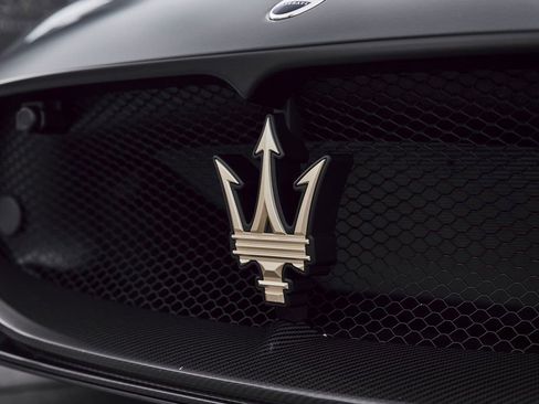 Used 2024 Maserati MC20 Coupe image 10