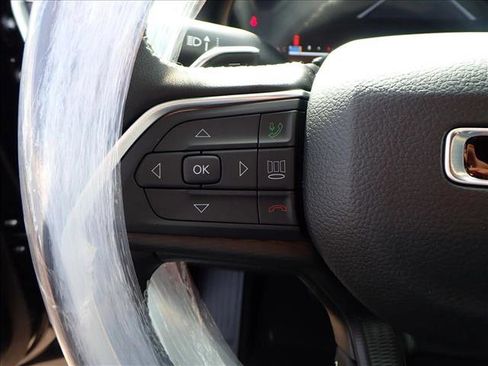 New 2025 Jeep Grand Cherokee Laredo X w/ Luxury Tech Group I image 17