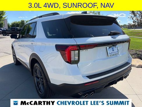 Used 2025 Ford Explorer ST w/ Sun And Sound Package AWD/4WD image 14
