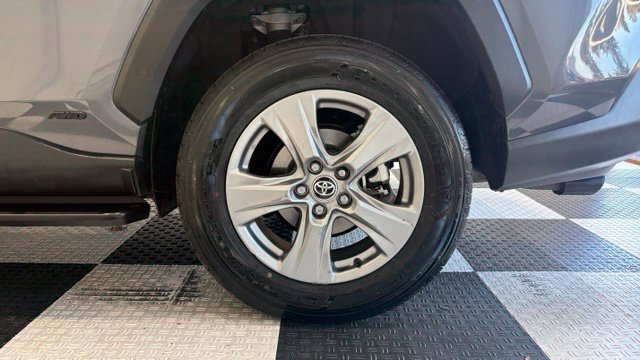 Used 2025 Toyota RAV4 XLE w/ Convenience Package AWD/4WD image 12