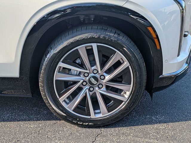 New 2027 Cadillac Vistiq Sport w/ LPO, Floor Liner Package AWD/4WD image 11