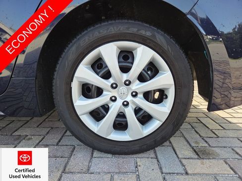 Used 2024 Toyota Corolla LE FWD image 19