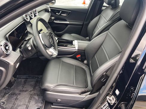 Used 2026 Mercedes-Benz GLC 300 4MATIC image 13