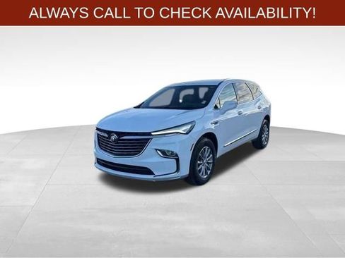 Used 2024 Buick Enclave Premium FWD image 3