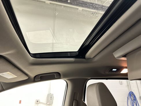 Used 2019 Honda Odyssey Elite image 29