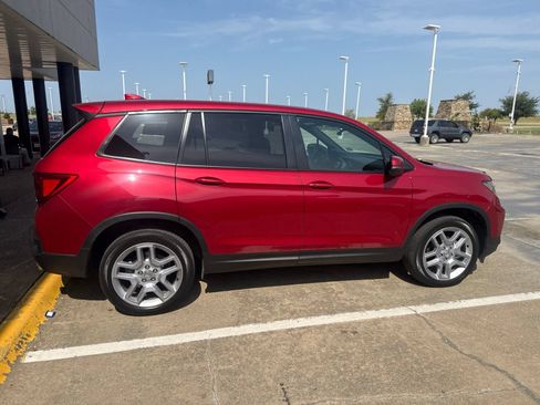 Used 2025 Honda Passport EX-L image 8