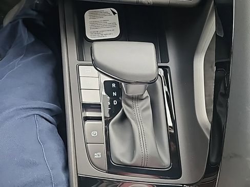 New 2026 Hyundai Elantra Sport FWD image 21