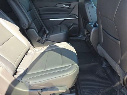 New 2026 Chevrolet Traverse LT w/ Sun and Wheel Package image 21