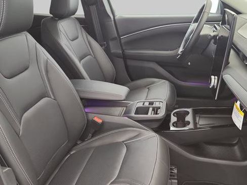 New 2025 Ford Mustang Mach-E Premium image 24