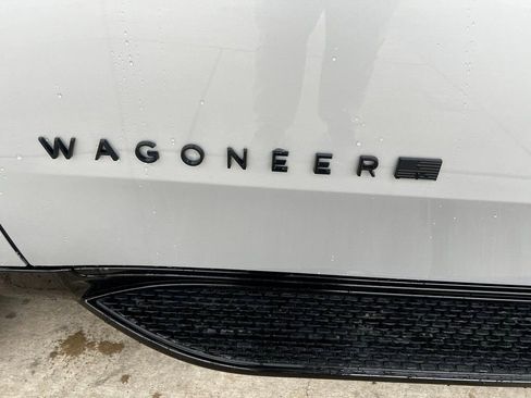New 2024 Jeep Wagoneer Series II w/ Convenience Group I image 15