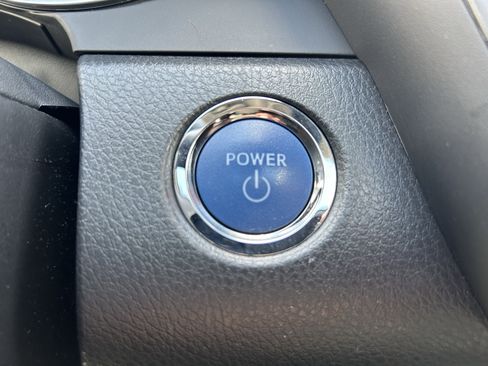 Certified 2022 Toyota Camry XLE w/ Navigation Upgrade Package image 30