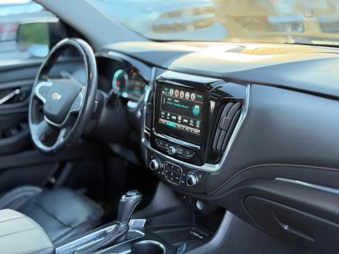 Used 2018 Chevrolet Traverse Premier w/ Redline Edition AWD/4WD image 26