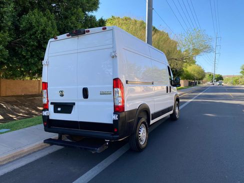 Used 2024 RAM ProMaster 1500 w/ Convenience Group FWD image 4