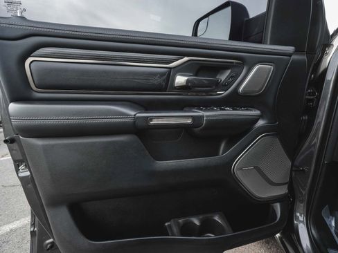Used 2020 RAM 1500 Limited image 9