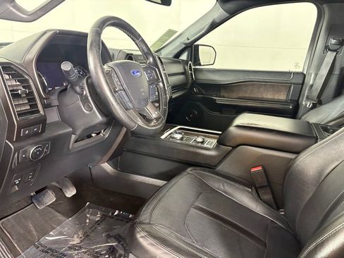 Used 2020 Ford Expedition Limited w/ Special Edition Package AWD/4WD image 25