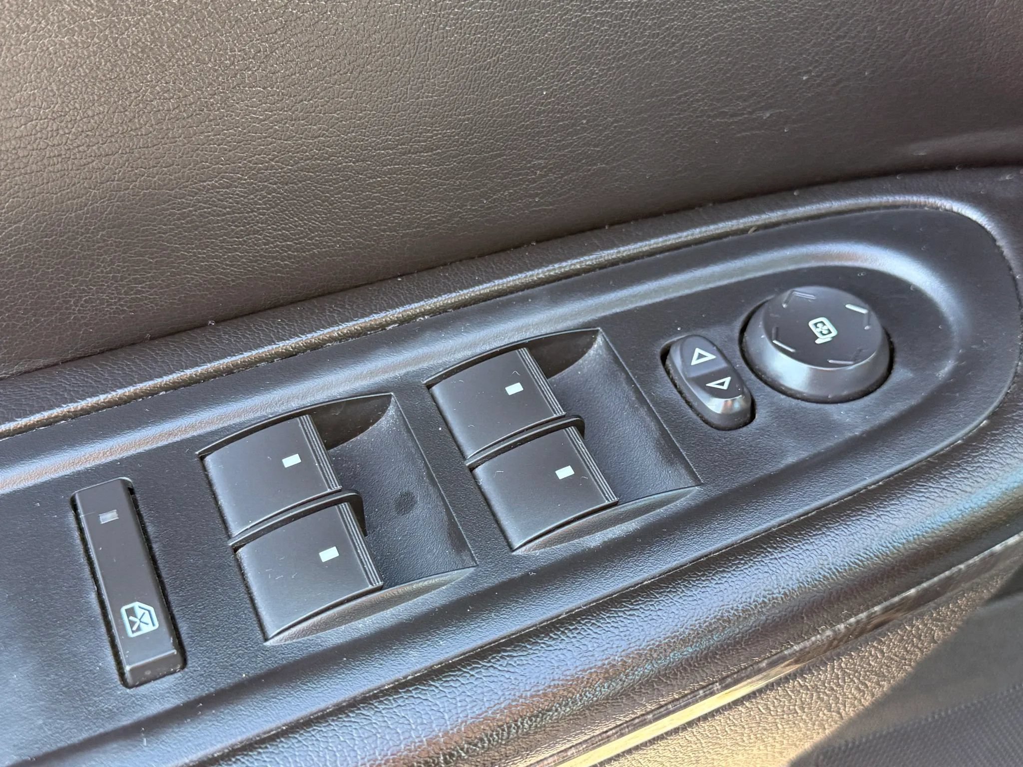 Used 2016 GMC Acadia SLT w/ Open Road Package AWD/4WD image 25