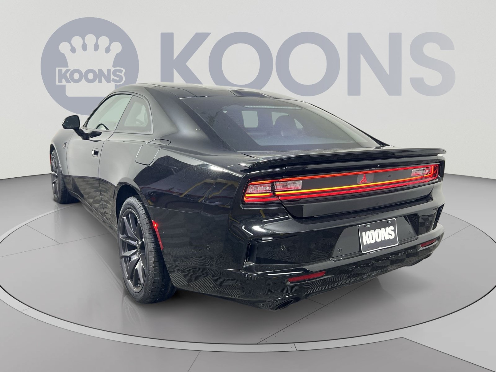 Used 2026 Dodge Charger Scat Pack w/ Blacktop Package AWD/4WD image 4