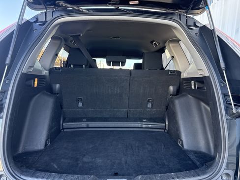 Used 2017 Honda CR-V LX image 10