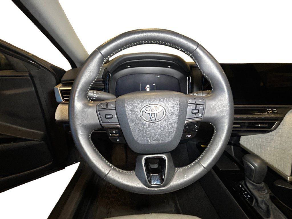 Used 2026 Toyota Camry XLE w/ Preferred Package 2 (TMS) AWD/4WD image 12