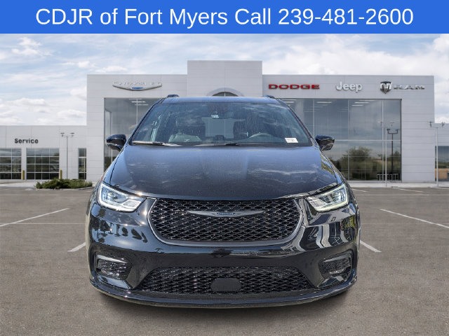 New 2026 Chrysler Pacifica Select FWD image 6