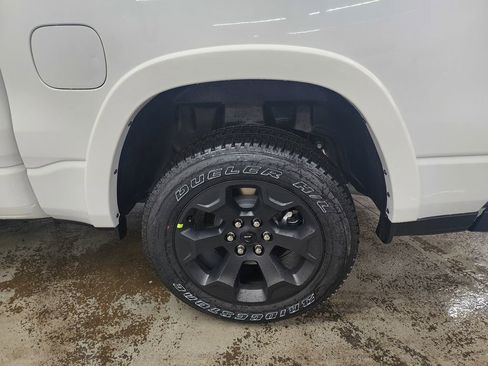 New 2026 RAM 1500 4x4 Crew Cab image 20