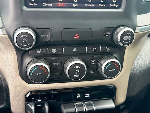 Used 2019 RAM 1500 Laramie w/ Bed Utility Group image 16