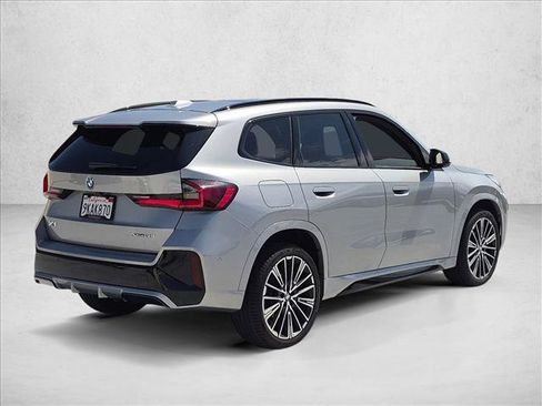 Used 2023 BMW X1 xDrive28i w/ Premium Package AWD/4WD image 5