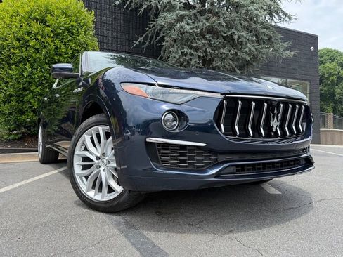 Used 2022 Maserati Levante GT AWD/4WD image 8