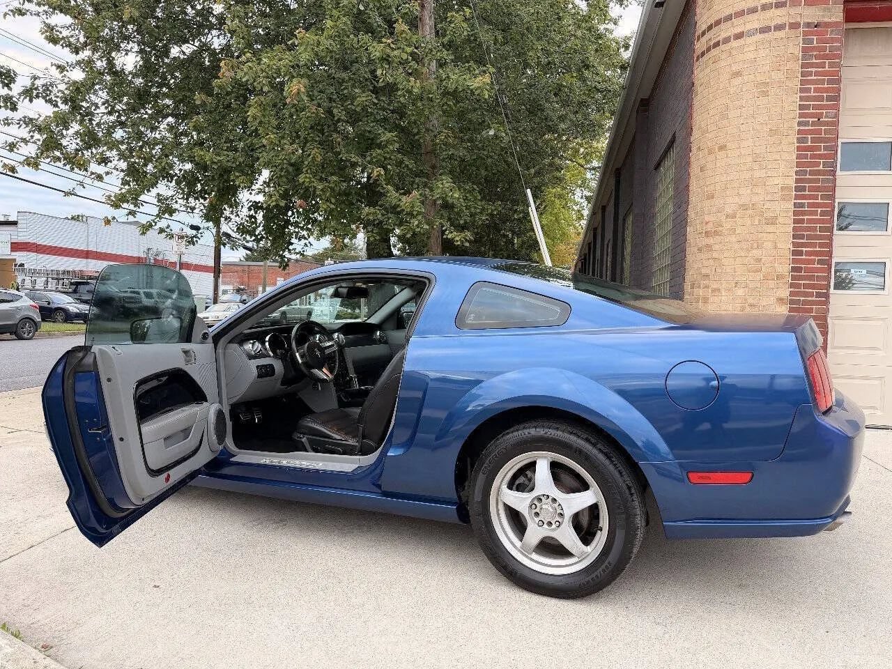 Used 2007 Ford Mustang GT Premium RWD image 22