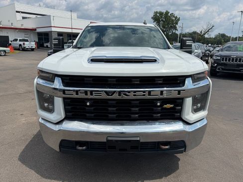 Used 2020 Chevrolet Silverado 2500 LT AWD/4WD image 8