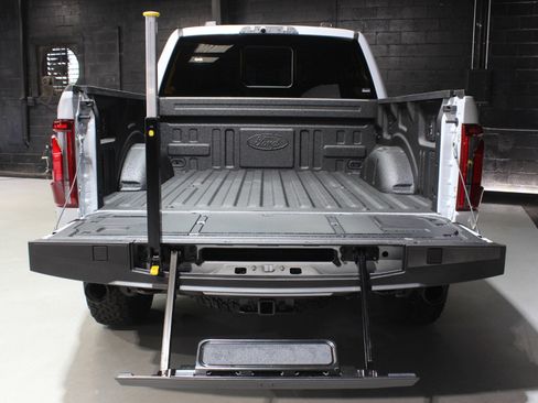 Used 2025 Ford F150 Raptor w/ Equipment Group 803A Raptor R image 15