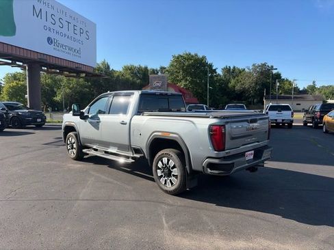 Used 2024 GMC Sierra 3500 Denali w/ Denali Reserve Package AWD/4WD image 7