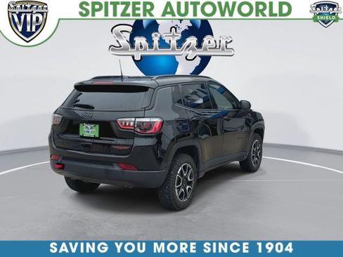 Used 2024 Jeep Compass Trailhawk AWD/4WD image 9