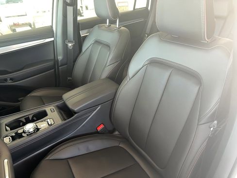 New 2024 Jeep Wagoneer Launch Edition AWD/4WD image 7