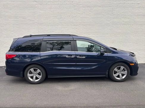 Used 2019 Honda Odyssey EX-L image 2