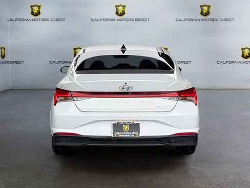 Used 2022 Hyundai Elantra Blue image 5