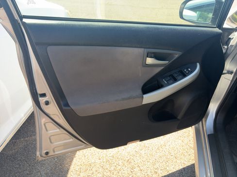 Used 2012 Toyota Prius Two FWD image 8