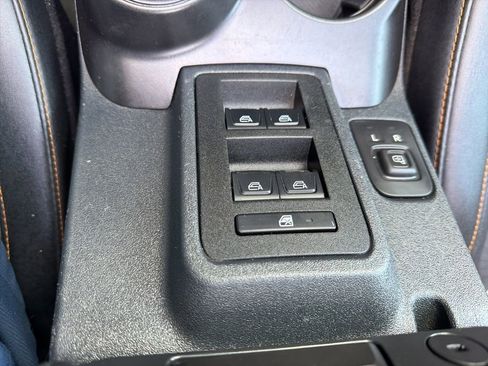 Used 2021 Ford Bronco Badlands image 18