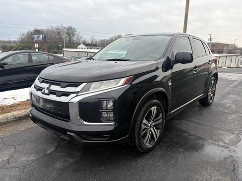 Used 2023 Mitsubishi Outlander Sport ES AWD/4WD image 3