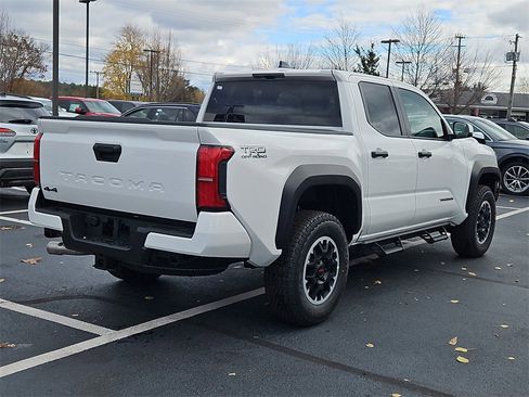 New 2025 Toyota Tacoma TRD Off-Road image 2