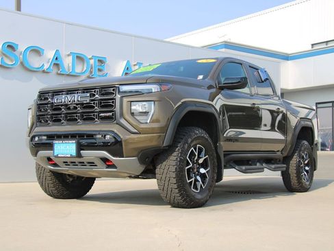 Certified 2024 GMC Canyon AT4X image 2