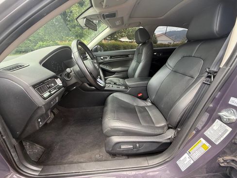 Used 2024 Honda Civic EX-L image 9