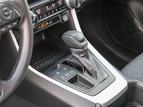 Certified 2025 Toyota RAV4 XLE image 21