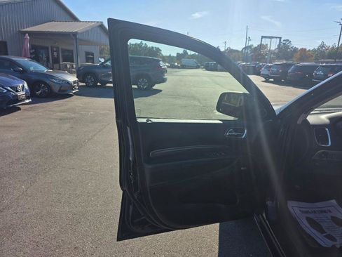 Used 2017 Dodge Durango GT w/ Premium Group image 6