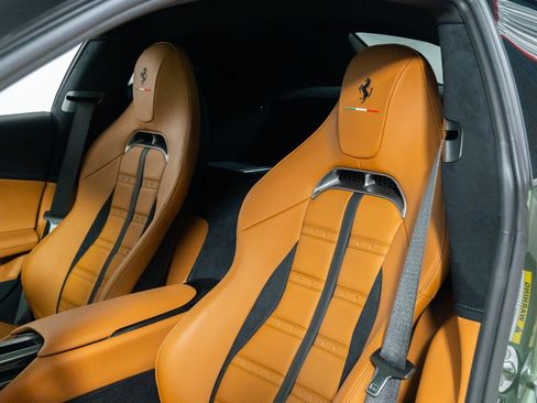 Certified 2025 Ferrari 12Cilindri image 21