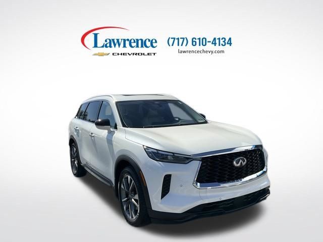 Used 2023 INFINITI QX60 Luxe AWD/4WD image 1