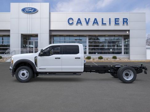 New 2025 Ford F550 4x4 Crew Cab Super Duty image 3