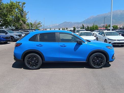 New 2026 Honda HR-V Sport image 2