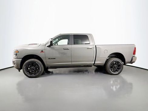 New 2026 RAM 2500 Laramie AWD/4WD image 4